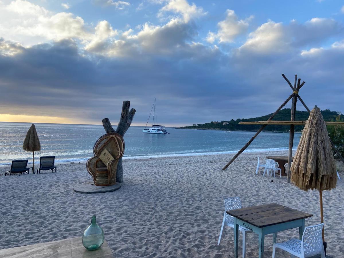 Les Lodges De La Plage U Dragulinu Sari-Solenzara Exteriér fotografie