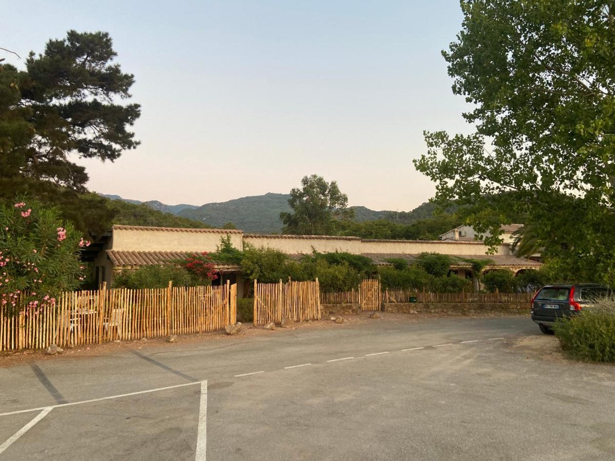 Les Lodges De La Plage U Dragulinu Sari-Solenzara Exteriér fotografie
