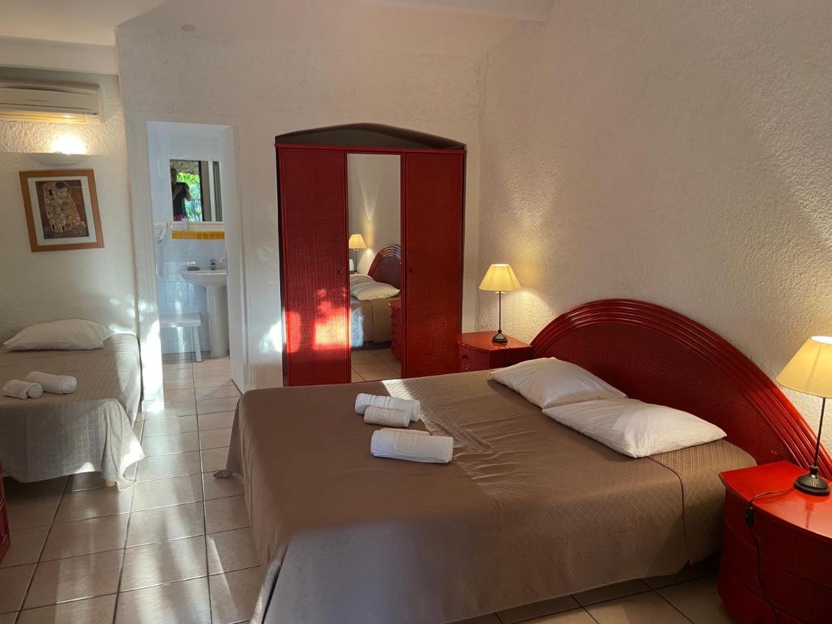 Les Lodges De La Plage U Dragulinu Sari-Solenzara Exteriér fotografie